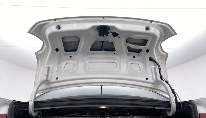 2016 Hyundai Xcent SX 1.2 OPT, Petrol, Manual, 78,806 km, Boot Door Open