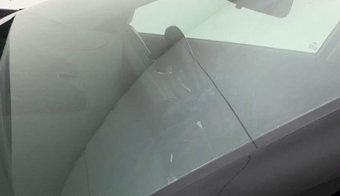 2019 KIA SELTOS HTK PLUS 1.5, Petrol, Manual, 64,015 km, Front windshield - Minor spot on windshield