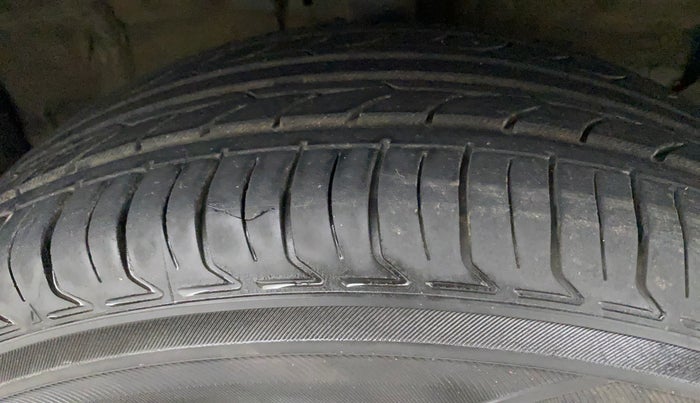 2019 KIA SELTOS HTK PLUS 1.5, Petrol, Manual, 64,015 km, Right Front Tyre Tread