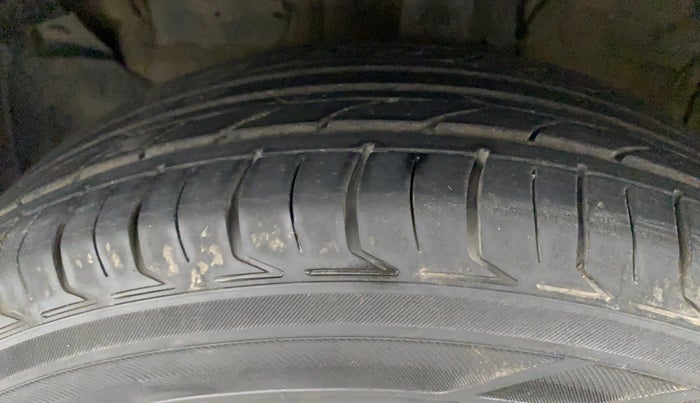 2019 KIA SELTOS HTK PLUS 1.5, Petrol, Manual, 64,015 km, Left Front Tyre Tread