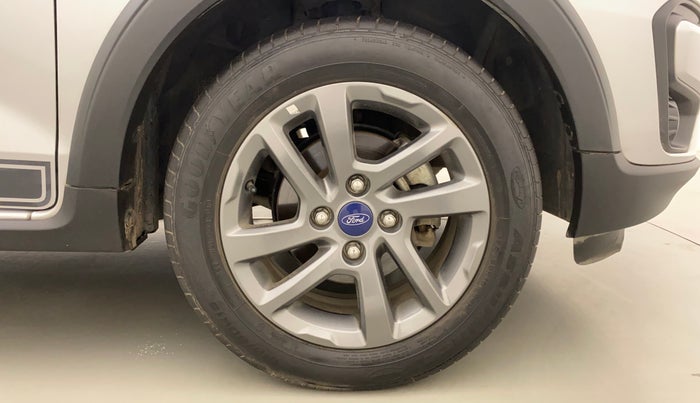 2019 Ford FREESTYLE TITANIUM 1.2 PETROL, Petrol, Manual, 32,485 km, Right Front Wheel