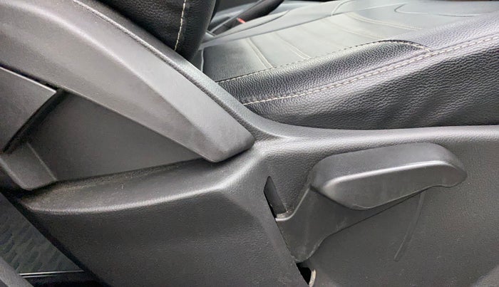 2019 Ford FREESTYLE TITANIUM 1.2 PETROL, Petrol, Manual, 32,485 km, Driver Side Adjustment Panel