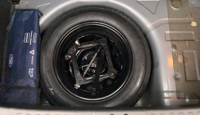2019 Ford FREESTYLE TITANIUM 1.2 PETROL, Petrol, Manual, 32,485 km, Spare Tyre