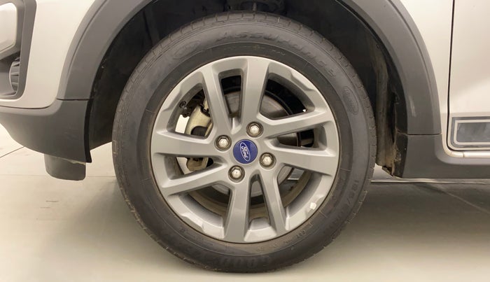 2019 Ford FREESTYLE TITANIUM 1.2 PETROL, Petrol, Manual, 32,485 km, Left Front Wheel