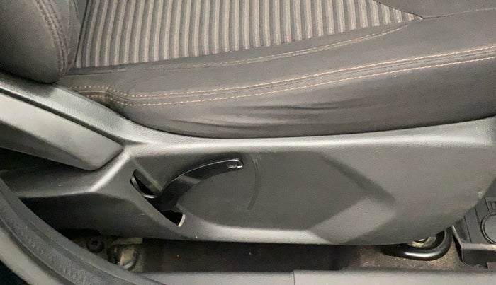 2019 Ford FREESTYLE TITANIUM 1.2 PETROL, Petrol, Manual, 58,579 km, Driver seat - Seat adjuster lever broken but working