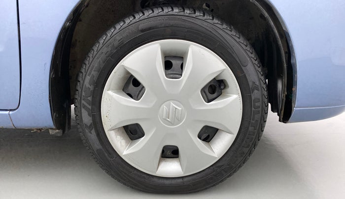2012 Maruti Wagon R 1.0 VXI, CNG, Manual, 70,689 km, Right Front Wheel