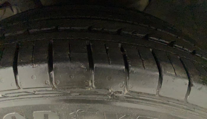 2020 KIA SELTOS GTX PLUS 1.4 PETROL, Petrol, Manual, 20,450 km, Left Front Tyre Tread