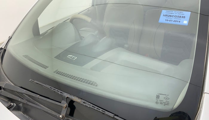 2014 Datsun Go T, Petrol, Manual, 77,035 km, Front windshield - Minor spot on windshield