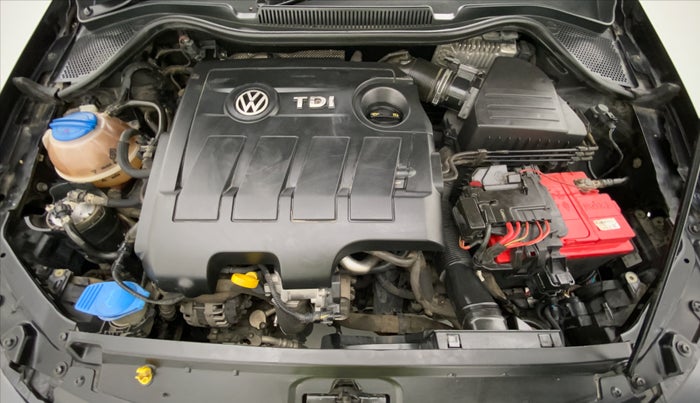2015 Volkswagen Vento HIGHLINE TDI AT, Diesel, Automatic, 63,344 km, Open Bonet