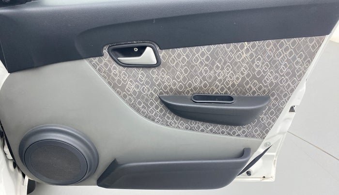 2019 Maruti Alto 800 LXI, Petrol, Manual, 16,063 km, Driver Side Door Panels Control