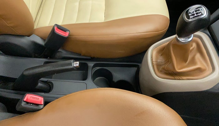 2015 Hyundai Xcent S 1.2, Petrol, Manual, 49,726 km, Gear Lever