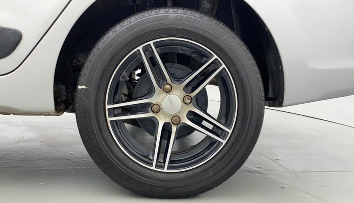2015 Hyundai Xcent S 1.2, Petrol, Manual, 49,726 km, Left Rear Wheel