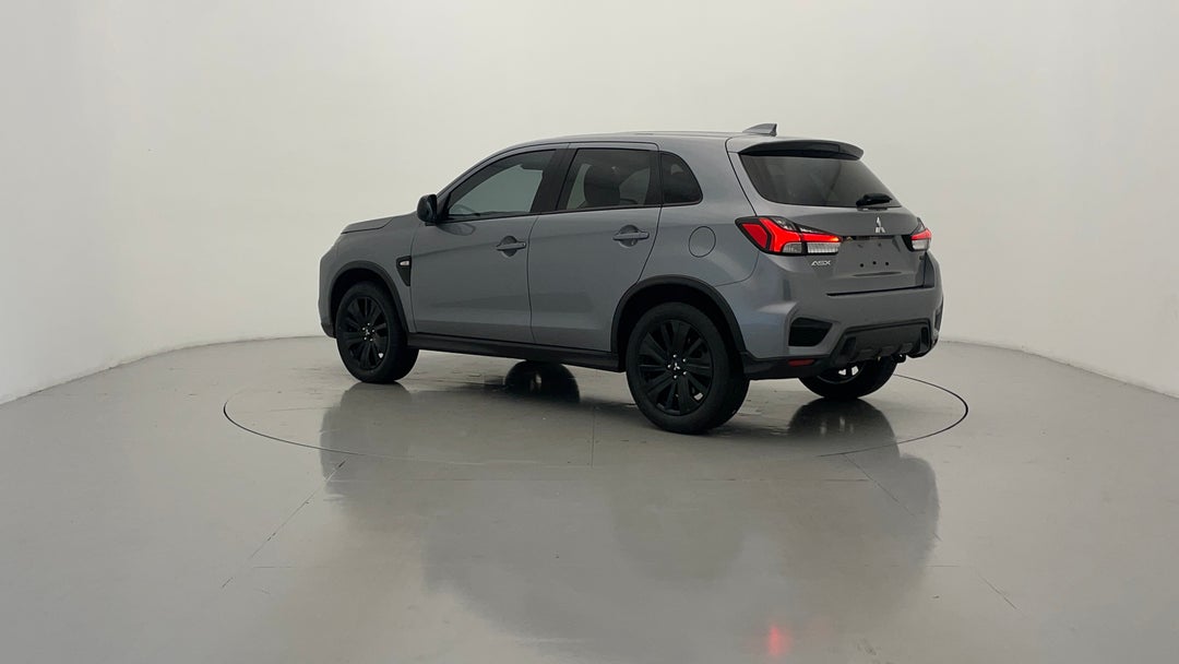 Left Back Diagonal (45- Degree) View