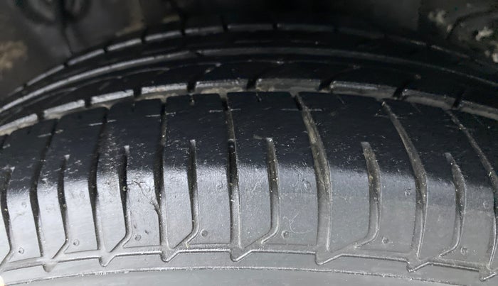 2018 Hyundai Elite i20 ASTA 1.2, Petrol, Manual, 22,652 km, Left Rear Tyre Tread