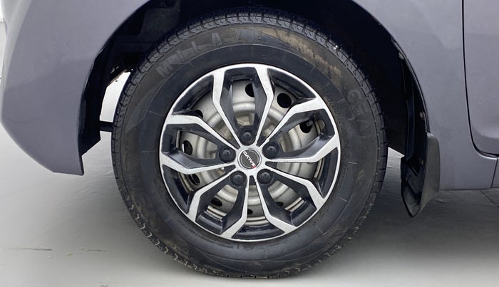 2015 Hyundai Eon ERA PLUS, Petrol, Manual, 26,020 km, Left Front Wheel