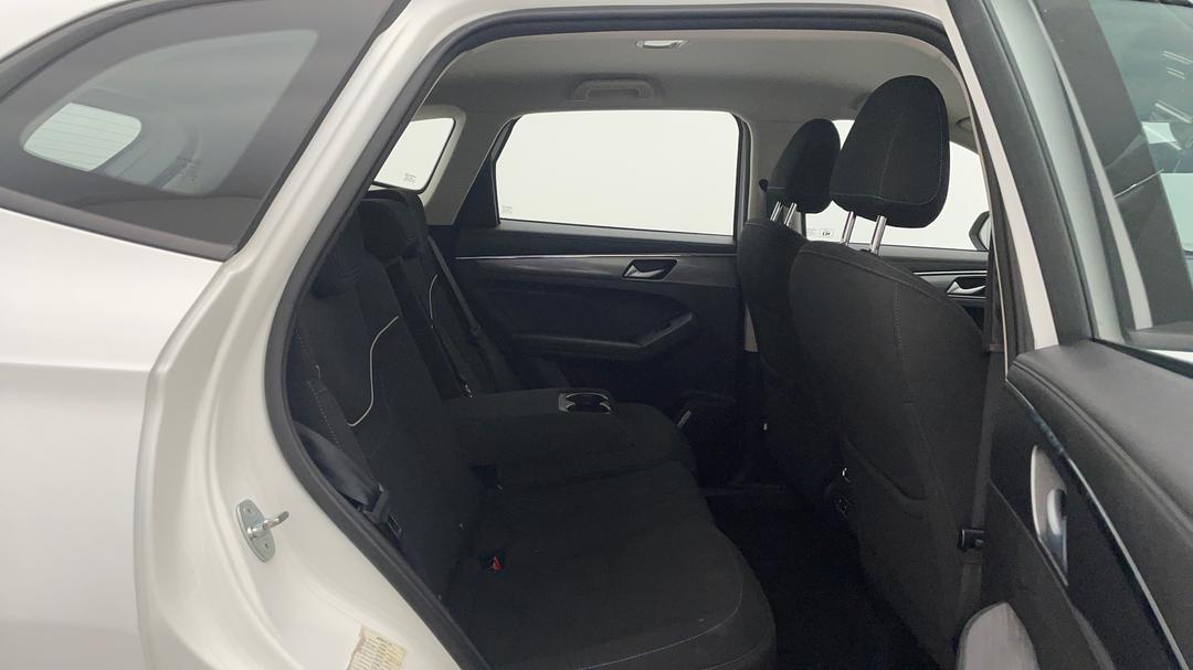 2022 GWM Haval Jolion Premium, Automatic, 67702 km, Right Side Rear Door Cabin View