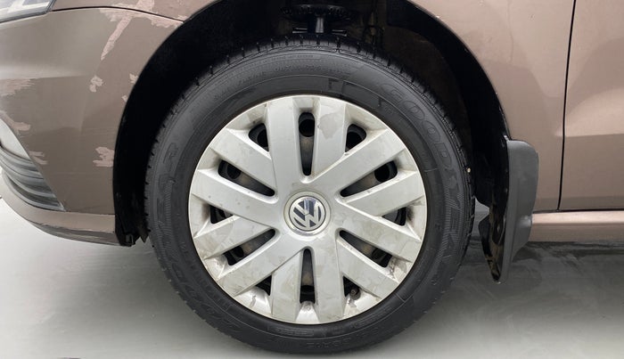 2017 Volkswagen Ameo COMFORTLINE 1.2L, Petrol, Manual, 94,674 km, Left Front Wheel