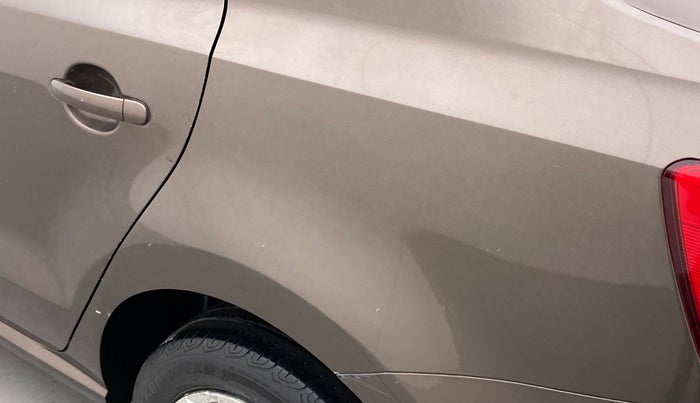 2017 Volkswagen Ameo COMFORTLINE 1.2L, Petrol, Manual, 94,674 km, Left quarter panel - Minor scratches