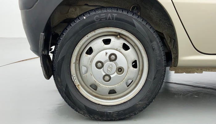 2010 Hyundai Santro Xing GL, Petrol, Manual, 13,198 km, Right Rear Wheel