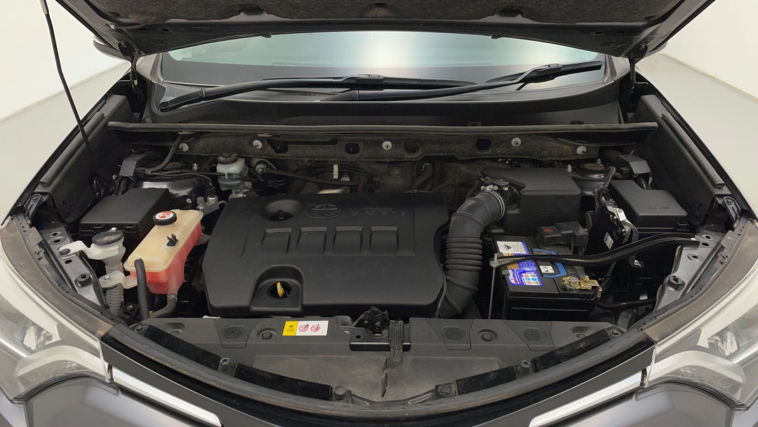 Open Bonnet (Engine)