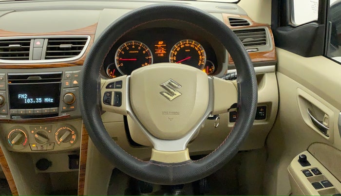 2012 Maruti Ertiga ZXI, CNG, Manual, 1,13,716 km, Steering Wheel Close Up
