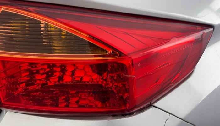 2014 Honda City SV MT PETROL, Petrol, Manual, 60,378 km, Right tail light - Minor damage