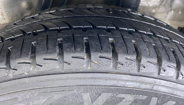 2014 Honda City SV MT PETROL, Petrol, Manual, 60,378 km, Left Rear Tyre Tread