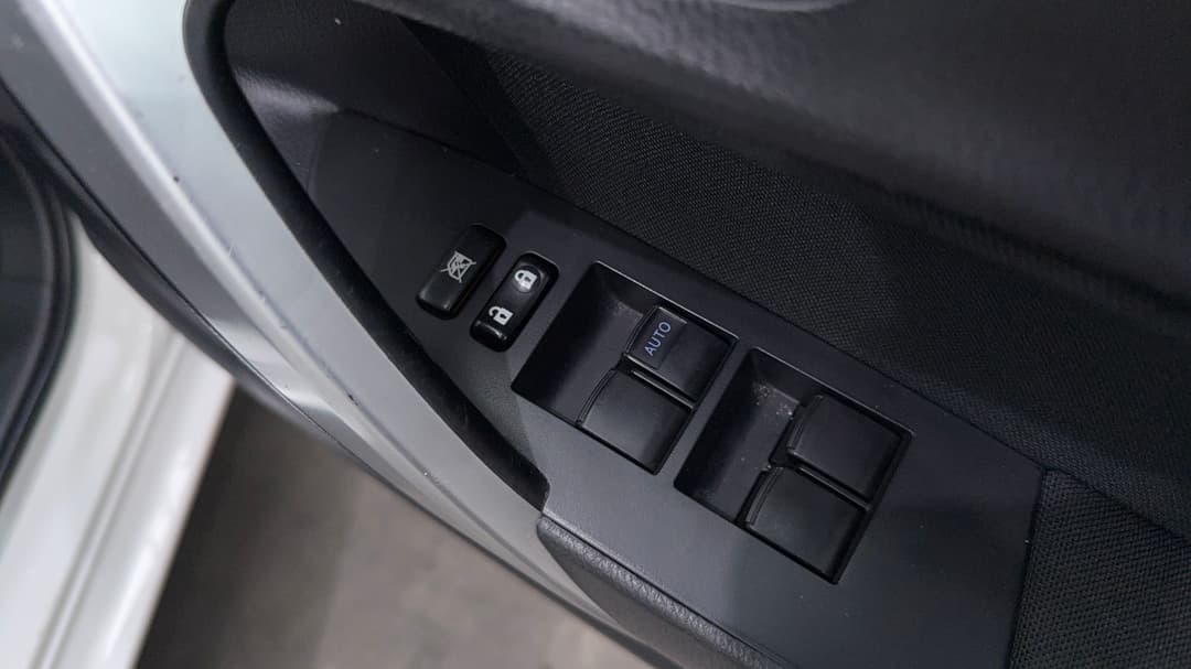 2018 Toyota Corolla Ascent, Automatic, 126950 km, Drivers Side Door Panel Controls