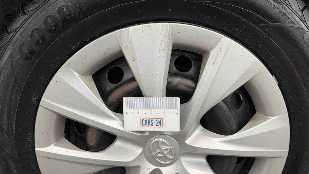 2018 Toyota Corolla Ascent, Automatic, 126950 km, Wheels Hubcap Rear LHS Gutter Rash