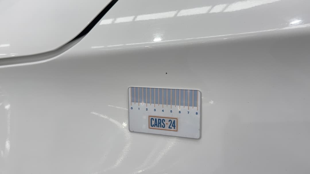 2018 Toyota Corolla Ascent, Automatic, 126950 km, Quarter Panel Front LHS Guard Chip
