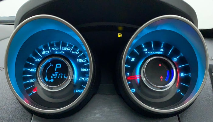 2019 Mahindra XUV500 W11 (O) AT, Diesel, Automatic, 29,100 km, Odometer Image