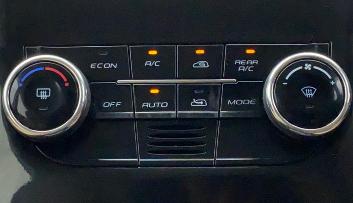 2019 Mahindra XUV500 W11 (O) AT, Diesel, Automatic, 29,100 km, Automatic Climate Control