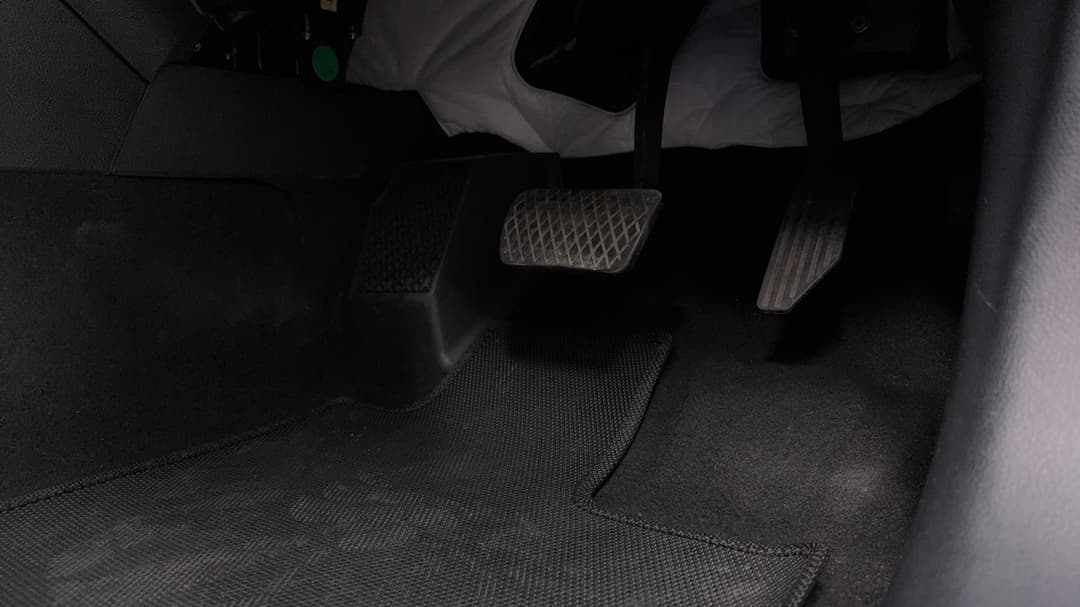 2023 LDV T60 Max Pro (4x4), Automatic, 26949 km, Pedals and Footmat