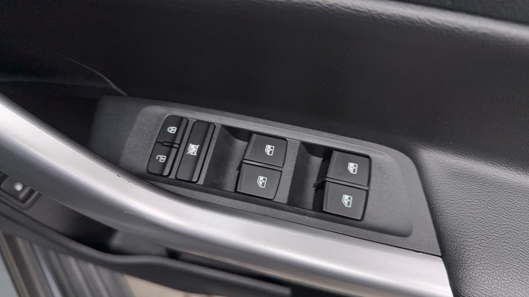 2023 LDV T60 Max Pro (4x4), Automatic, 26949 km, Drivers Side Door Panel Controls