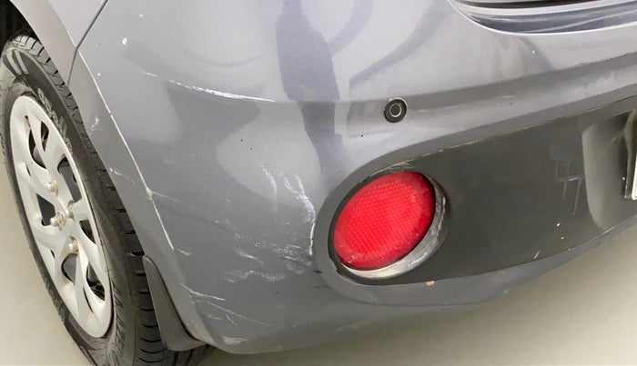 2019 Hyundai Grand i10 MAGNA AT 1.2 KAPPA VTVT, Petrol, Automatic, 42,652 km, Dicky (Boot door) - Slightly dented