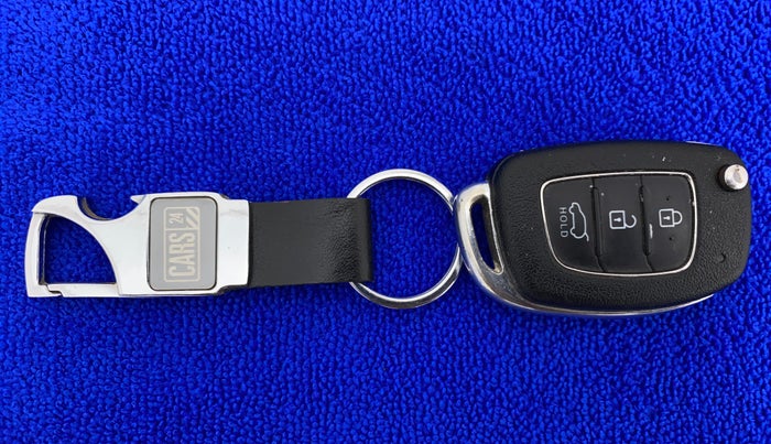 2014 Hyundai Elite i20 SPORTZ 1.2, CNG, Manual, 97,850 km, Key Close Up