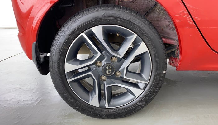 2019 Tata Tiago XZ+ 1.2 Revotron, Petrol, Manual, 42,128 km, Right Rear Wheel