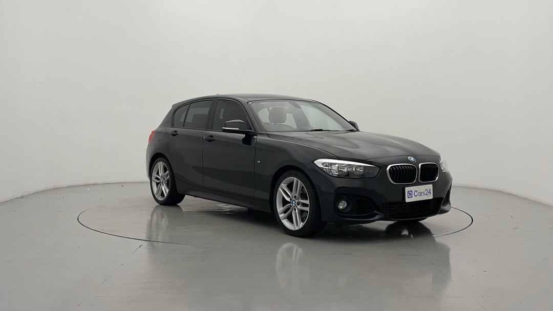 2016 BMW 1 18i M Sport, Automatic, 142815 km, Right Front Diagonal (45- Degree) View