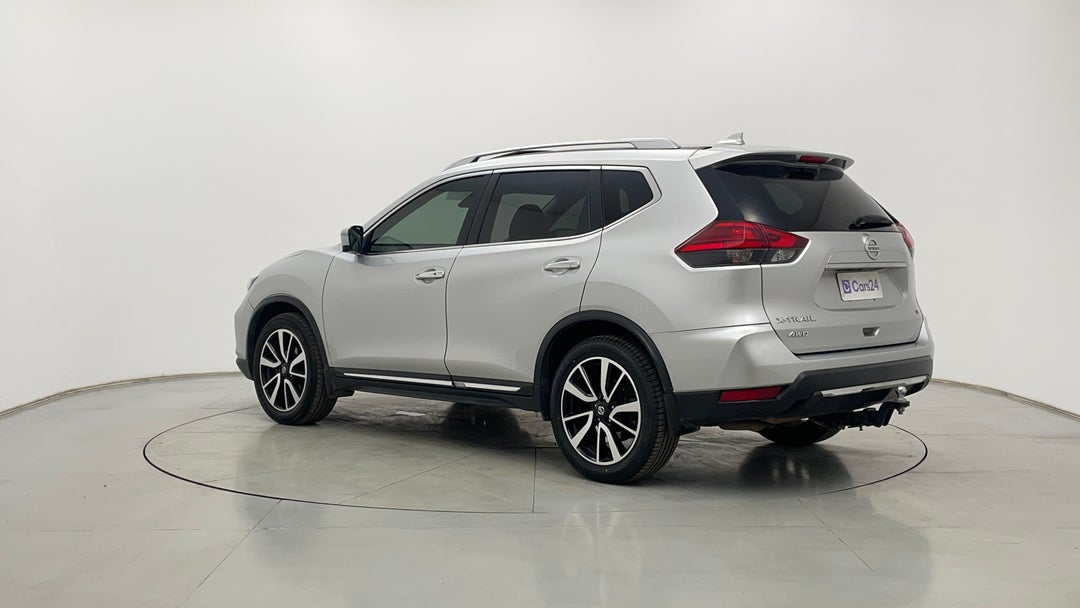 Left Back Diagonal (45- Degree) View