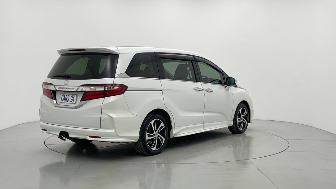 2016 Honda Odyssey Vti-l, Automatic, 111340 km, Right Back Diagonal (45- Degree) View
