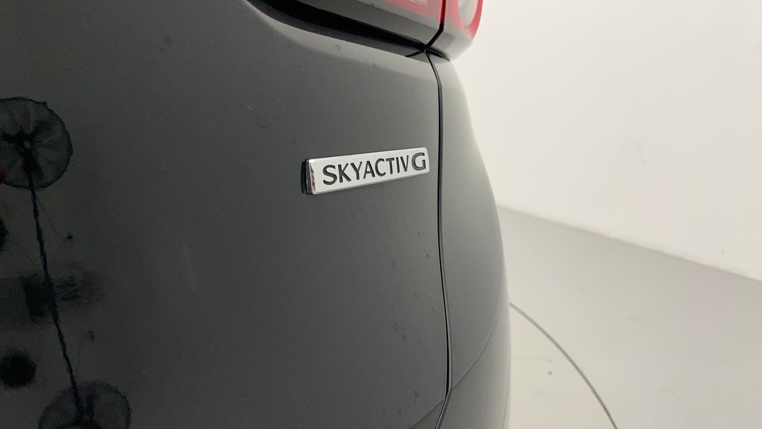 Badge (Boot Right Side)