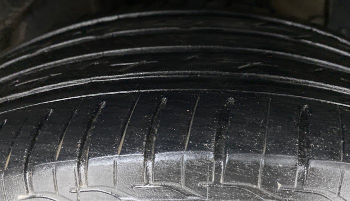 2012 Tata Manza AQUA QUADRAJET BS IV, Diesel, Manual, 55,908 km, Right Front Tyre Tread