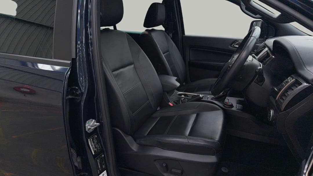 2021 Ford Everest Titanium (4WD), Automatic, 92909 km, Right Side Front Door Cabin View