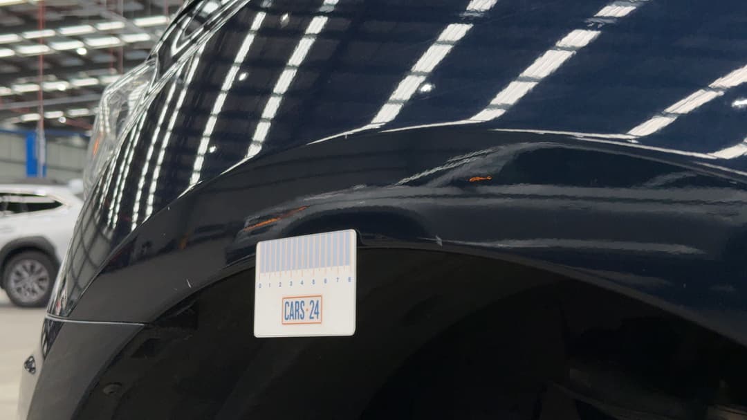 2021 Ford Everest Titanium (4WD), Automatic, 92909 km, Quarter Panel Front LHS Guard Scratch
