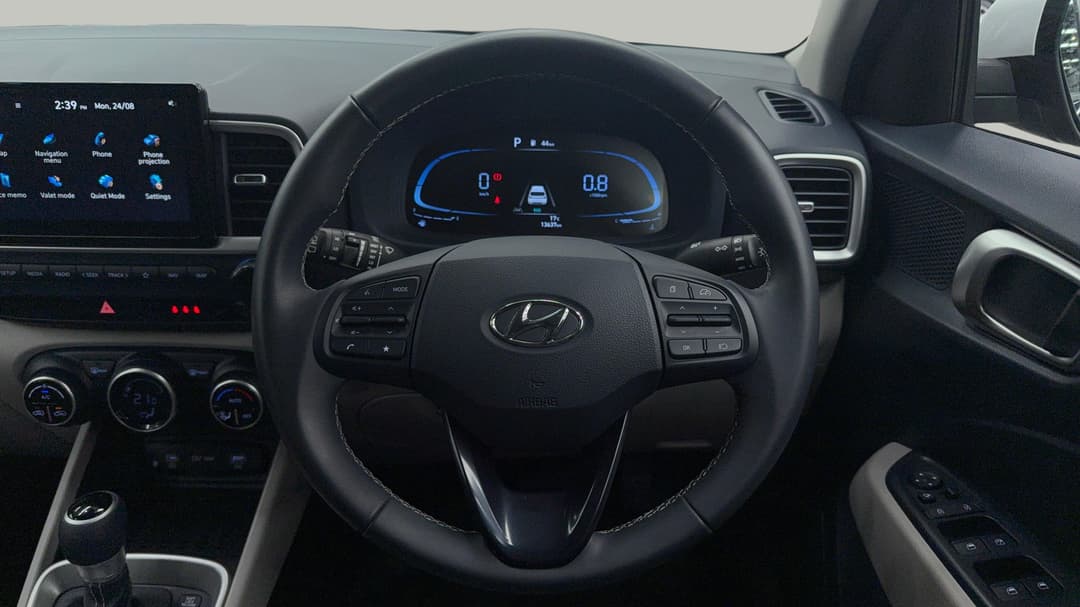 2023 Hyundai Venue Elite (denim) Two-tone Roof, Automatic, 13637 km, Steering Wheel Close-up