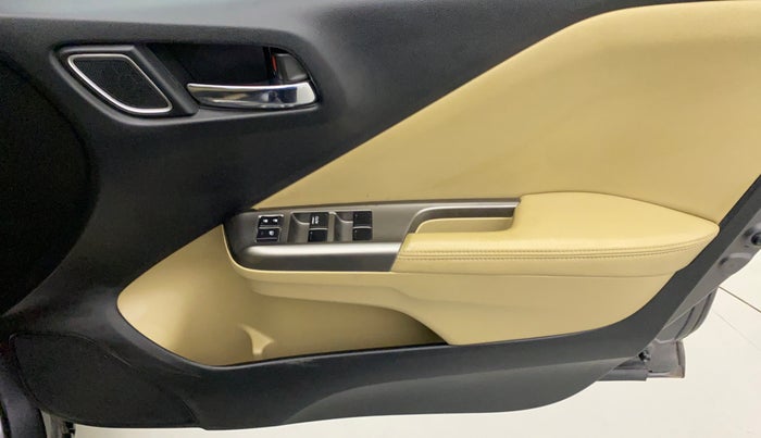 2017 Honda City 1.5L I-VTEC ZX CVT, Petrol, Automatic, 1,19,183 km, Driver Side Door Panels Control