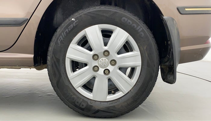 2017 Volkswagen Ameo TRENDLINE 1.2, Petrol, Manual, 13,454 km, Left Rear Wheel