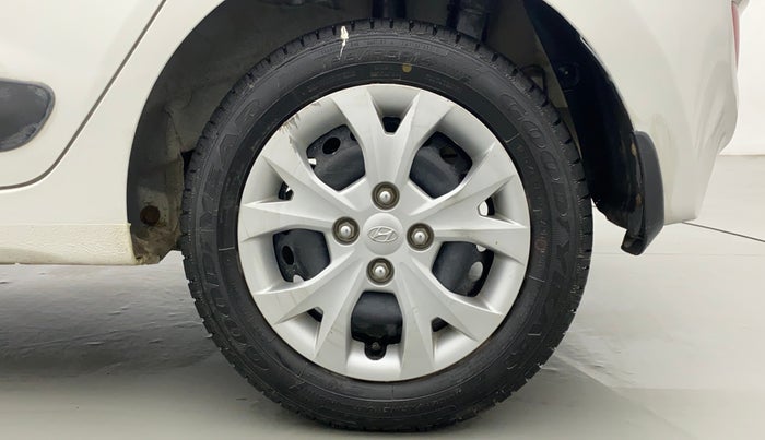 2016 Hyundai Grand i10 SPORTZ 1.2 KAPPA VTVT, Petrol, Manual, 26,027 km, Left Rear Wheel