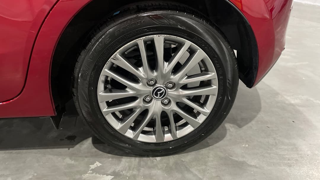 2022 Mazda Mazda2 G15 Evolve, Automatic, 20250 km, Left Rear Wheel