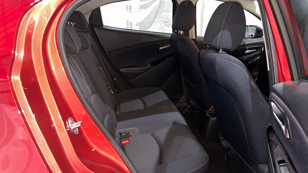 2022 Mazda Mazda2 G15 Evolve, Automatic, 20250 km, Right Side Rear Door Cabin View